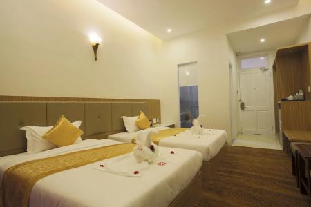 Red Palace - 5