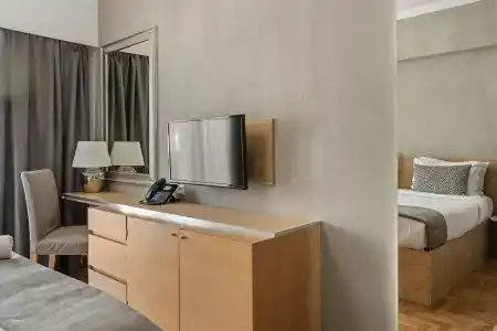 Athens Warehouse Boutique & Suites - 75