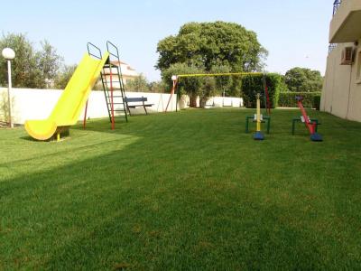 Summerland & Bungalows - 10