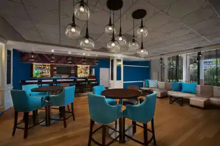 Wyndham Garden Lake Buena Vista Disney Springs® Resort Area - 23
