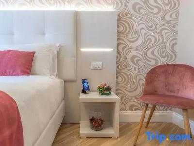The Boutique - 50