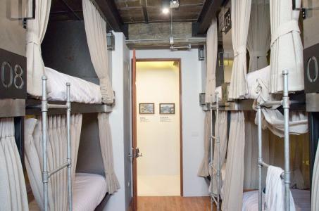 Oyo 704 Siam Plug In Hostel - 6