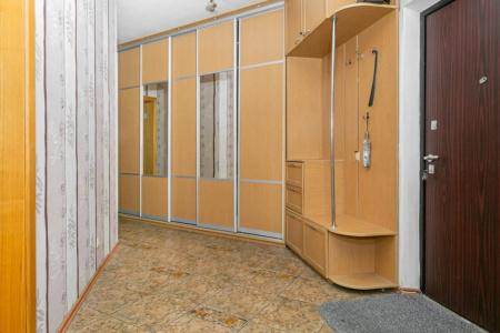 на ул. Сикейроса, 11к1 - 33