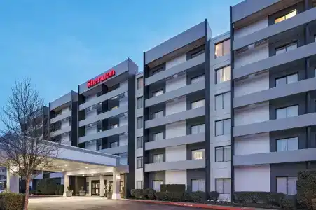 Sheraton Bellevue - 32