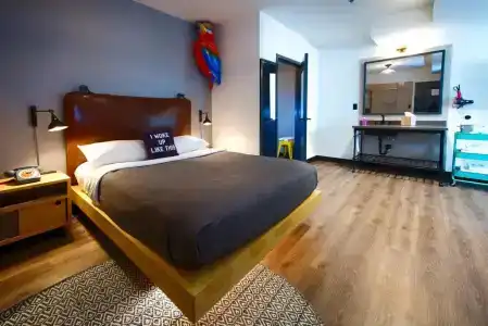 Moxy New Orleans Downtown/French Quarter Area - 5
