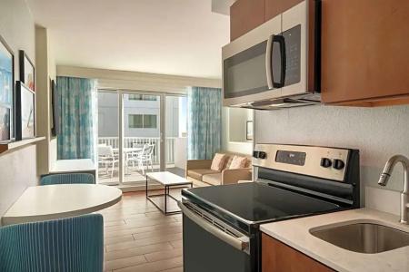 DoubleTree by Hilton Ocean City Oceanfront - 167