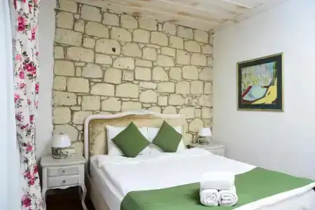 Zübeyde Hanım Alaçatı - 27