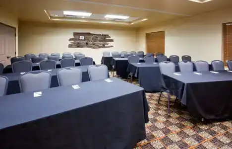 AmericInn by Wyndham Medical Center - 16