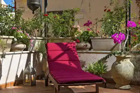 Ionas Boutique - 13