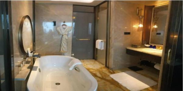 Wanda Reign Chengdu - 31