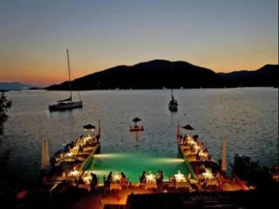 Karia Bel - Adult Only +12 - 24