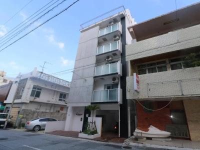 Mr. Kinjo in Uenokura - 0