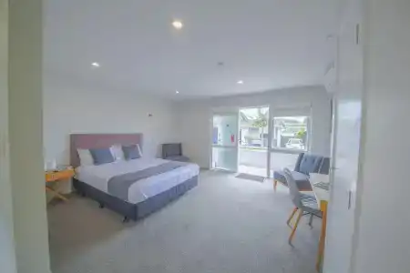 Sylvia Park - 17