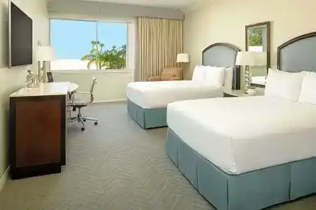 The Beverly Hilton - 79