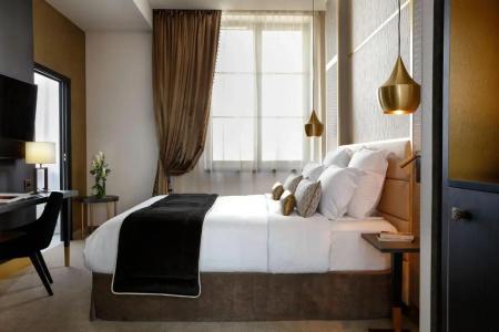 Niepce Paris, Curio Collection By Hilton - 34