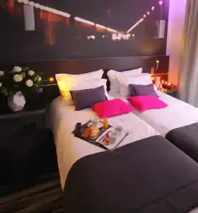 Hôtel Lumières Montmartre Paris - 22