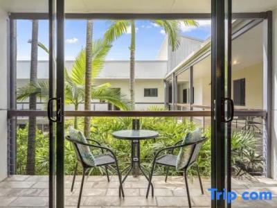 Bay Village Tropical Retreat & - 40