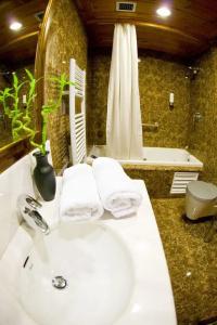 Kyveli Suites - 30
