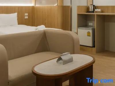The Canal - 96