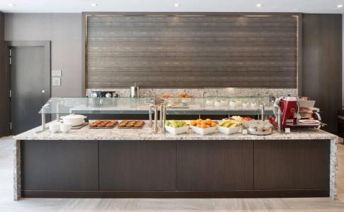 AC by Marriott Boston Cleveland Circle - 10