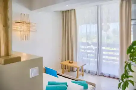 Alia Luxury Suites - 39