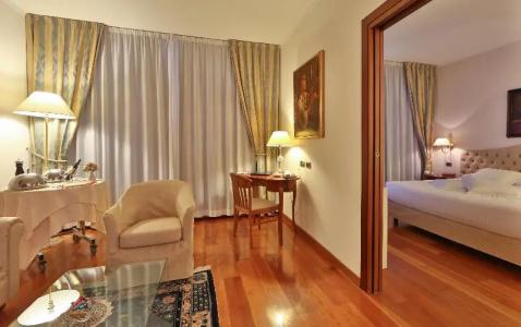 Best Western Globus City - 58