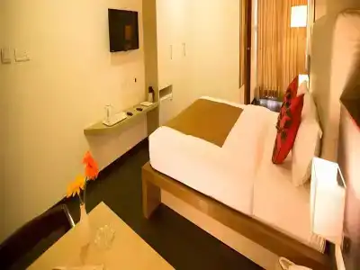 Vinaya Royal Inn - 16