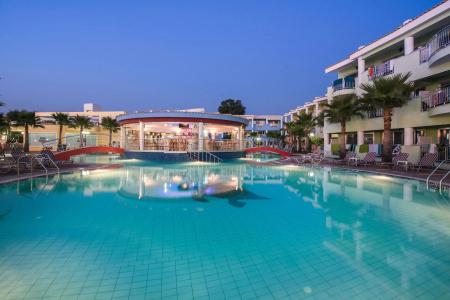 Caretta Beach & Waterpark - 18