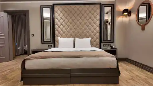 Lala Grand - 6