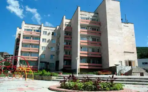Приморский - 0