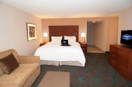 Hampton Inn by Hilton - Toronto - 46