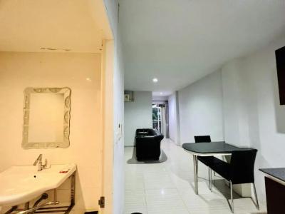 Inn Kham Apartment - 141
