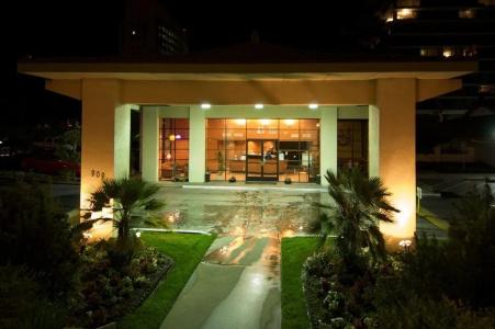 Vagabond Inn Executive Old Town - 0