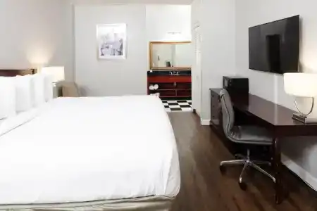 Maison St. Charles - 55