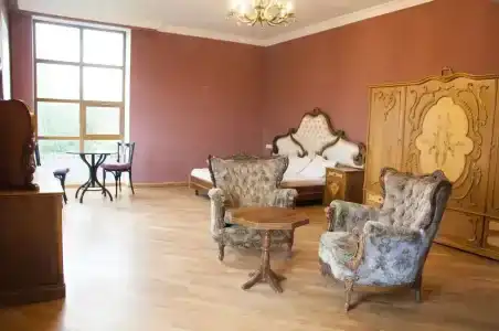 Chateau Gabriel - 9