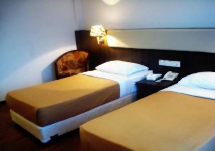 Scout Inn - 2
