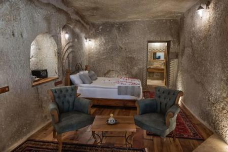 Sarnich Cave Suites - 105