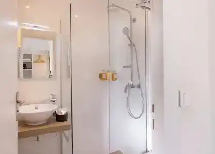 Hôtel Simone Cannes Centre - 42