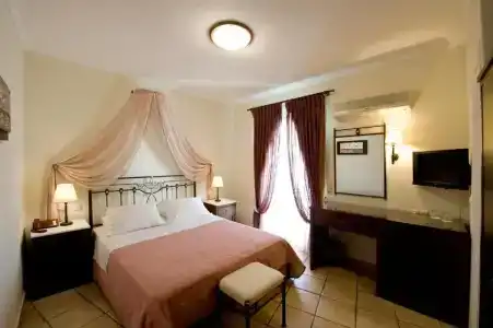 Ostria - 5