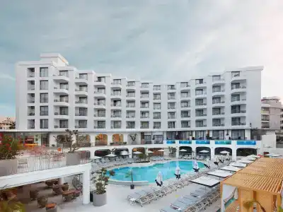 Lalila Blue Suites - 25
