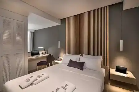 Trianon Luxury  & Suites - 103