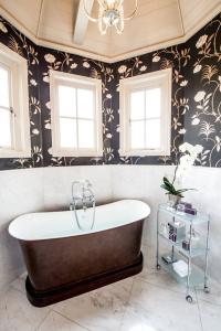 The Goring - 8