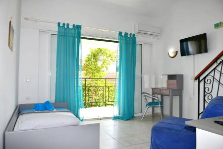 Utopia Kavos - 30