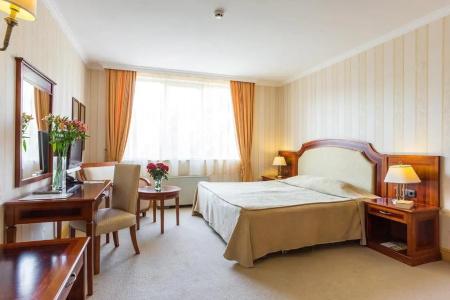 Romance & Family Suites - 107