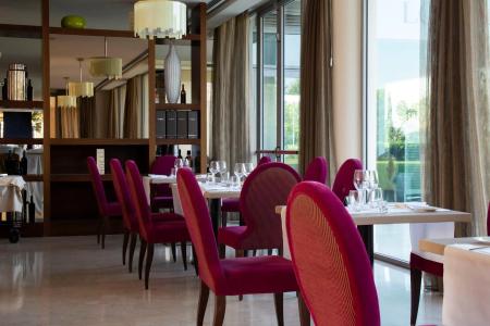 Pisa Tower Plaza - 32