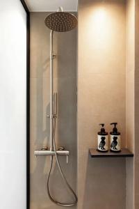 Lithos - 51
