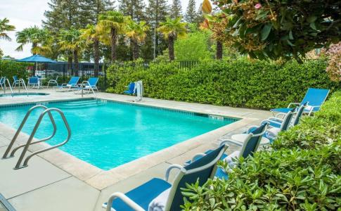 Fairfield Inn Cal Expo - 10