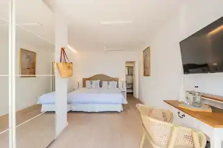 The Sea Club - 138
