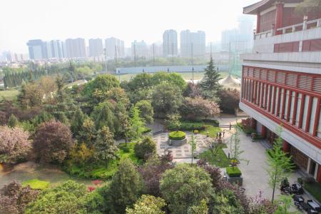 Shangri-La Xian - 32