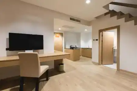 Adelphi Pattaya - Sha Extra Plus - 124